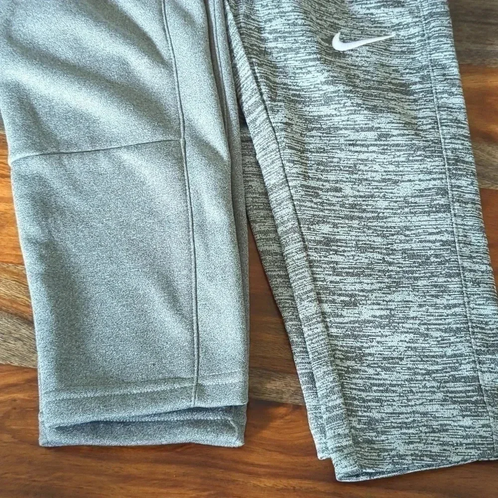 2 Boys Nike Thermal fit fleece pants